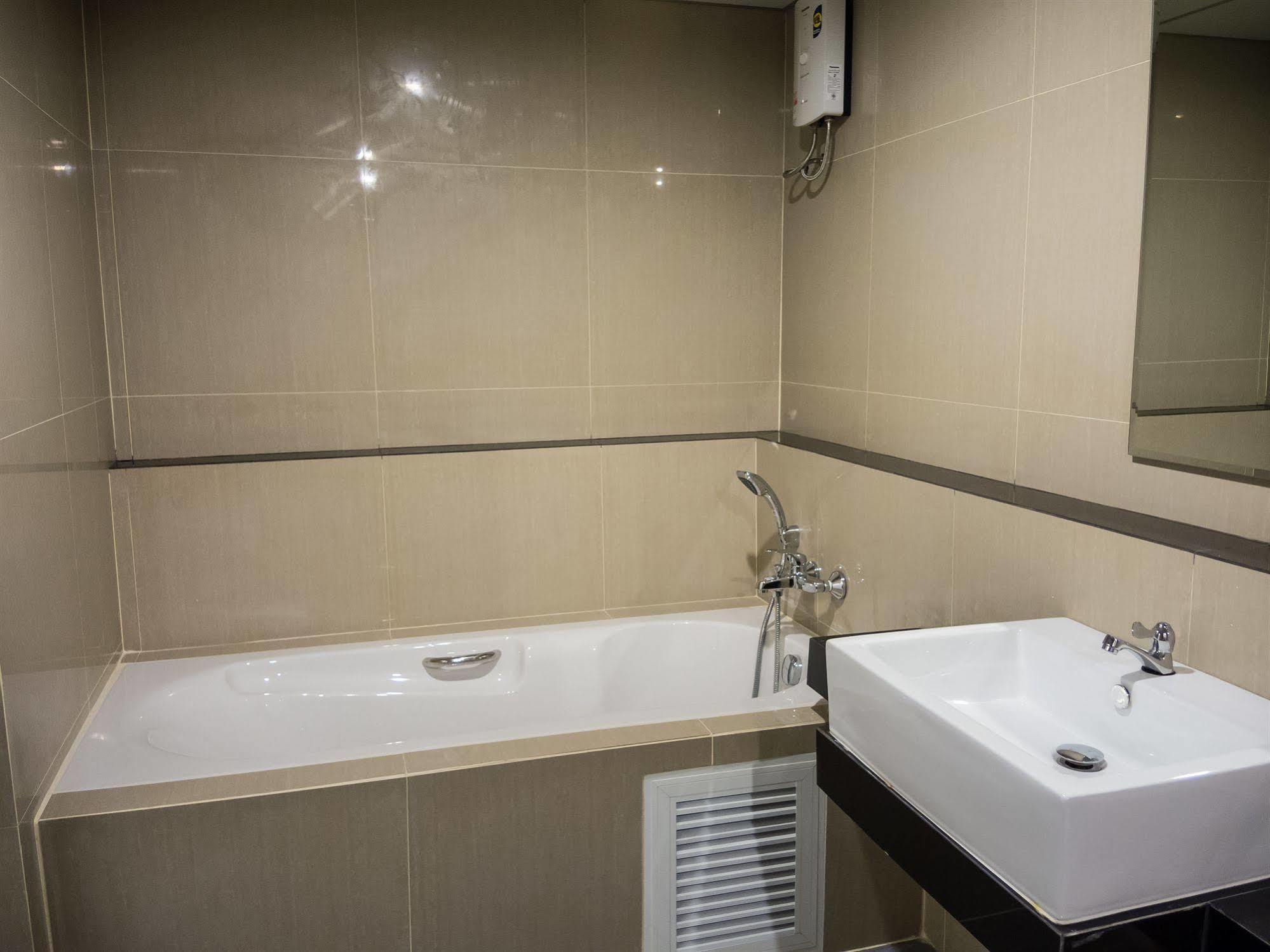 Chitra Suite Pattaya Luaran gambar
